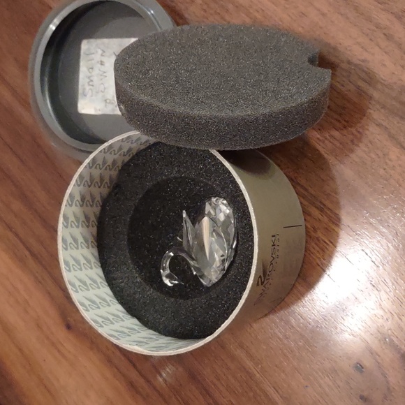 Swarovski Silver Crystal "Small Swan" Made in Austria. - Picture 10 of 10